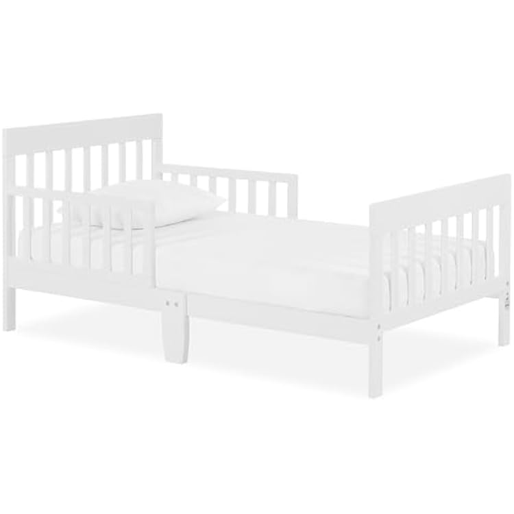Dream On Me Finn Toddler Bed in White, Greenguard Gold and BSA Certified, Non-Toxic Finish, Made of Sustainable New Zealand Pinewood, Low-to-Floor Design with Safety Guard Rails