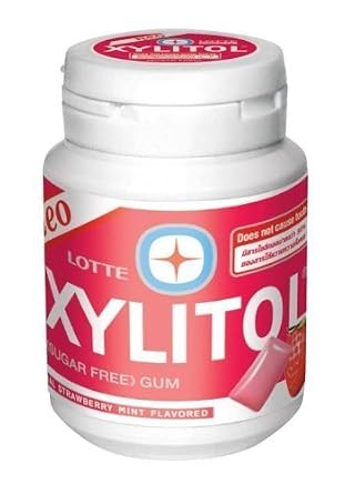 Xylitol Lotte Gum Artificial Strawberry Mint Product of Thailand by Lotte