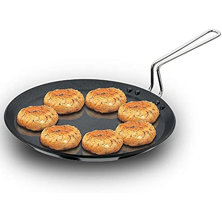 Hawkins Futura 30 cm Flat Tava, Non Stick Tawa with Stainless Steel Handle, Tawa with Rim, Pancake Pan, Flat Pan, Black NFT30