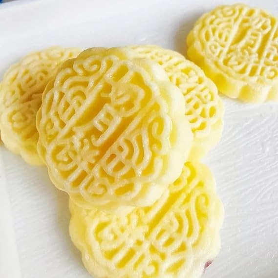 Delicious milk mooncakes, sugar free small cakes, Chinese classic Dim Sum gift pack, instant milk candy, substitute breakfast food, healthy biscuits, bread, handmade pastries, leisure snacks (1000g)