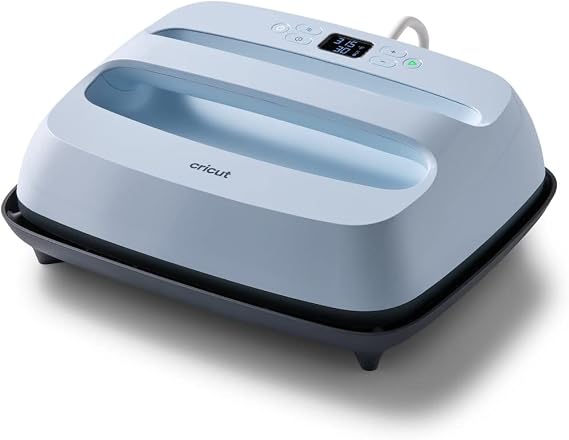 Cricut EasyPress 3 | 30 cm x 25 cm (12 inch x 10 inch) | Iron-on (HTV) Bluetooth Technology Heating Press for Infusible Ink and Sublimation Materials, 2009152