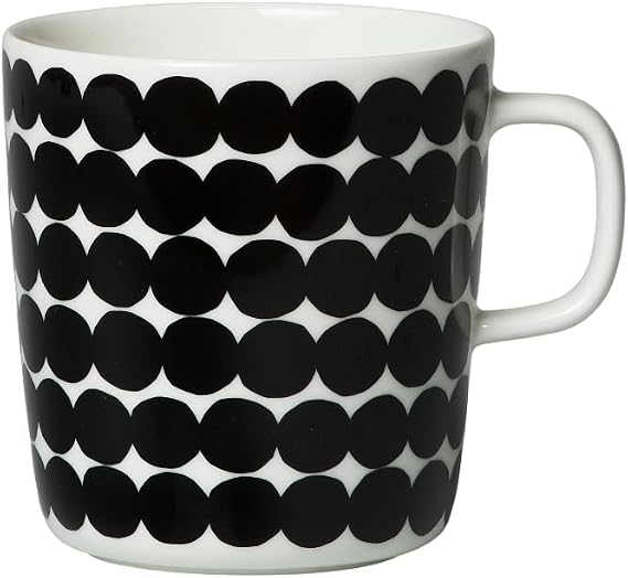 MARIMEKKO Oiva Rasymatto Stoneware Mug (Black/White) Refine Your Kitchen Decor with Our Iconic White Stoneware Large Tea Mug Porcelain Coffee Mug to Elevate Your Drinking Experience (13.5oz)