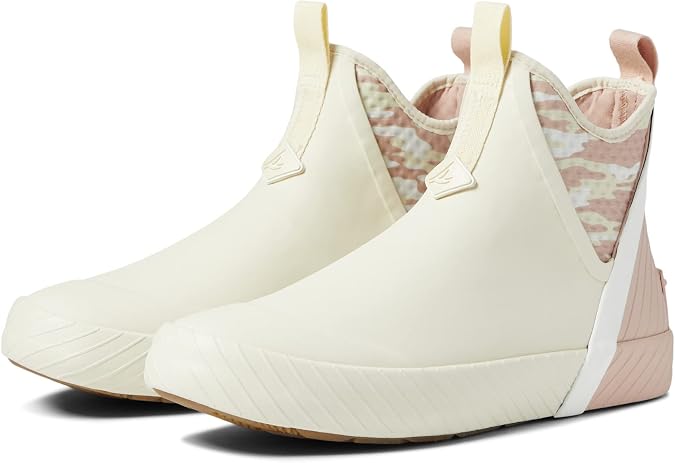 Sperry mens Cutwater Deck Boot | Water Sports Boots