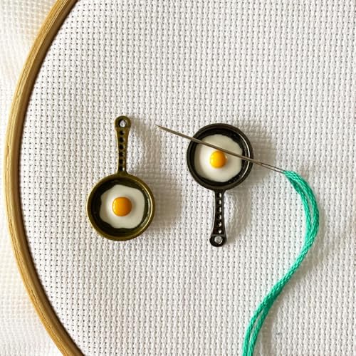 DPXWCCH Pack of 2 Frying Pan Needle Minders, Magnetic Needle Holder for Cross Stitch Embroidery Sewing Needlework Accessories