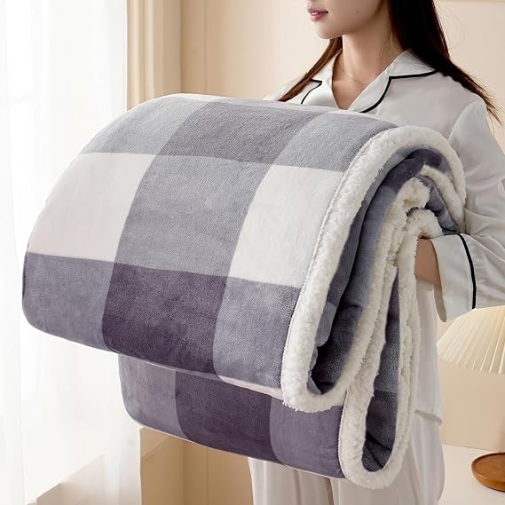 Gracelife Sherpa Blanket Throw Blanket for Couch Sherpa Fleece Blanket Fluffy Checkered Soft Blanket for All Season Use Cozy Thick Warm Big Throws (Grey-Soft White, 80"*90")