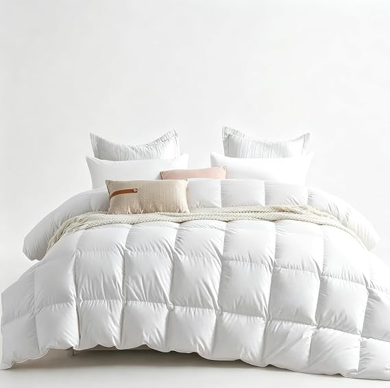 C&W Goose Down Comforter Queen Size All Season Fluffy Duvet Insert White