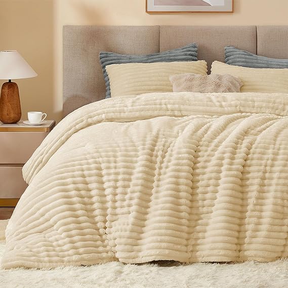 BEDELITE Fleece Twin/Twin XL Comforter Set, Fluffy Bed Set, Beige | Super Soft & Warm Bedding, Luxury Fuzzy Faux Fur Comforter for Winter, Heavy Plush Bedding, with 1 Pillowcase