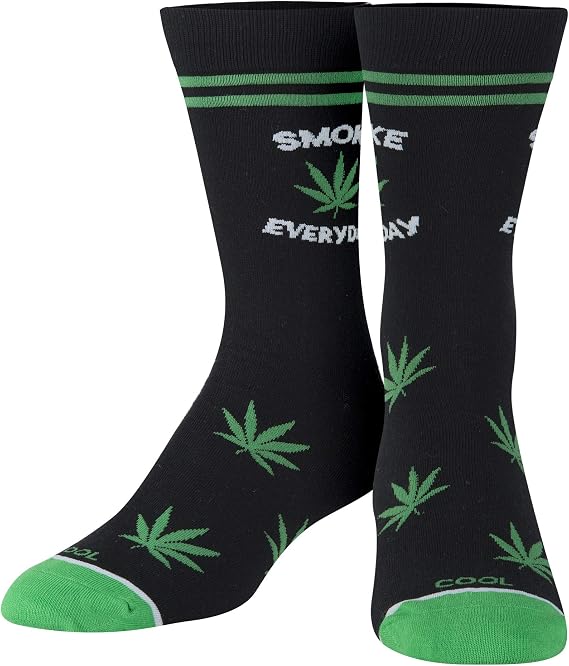 Cool Socks Novelty Crew Socks Men's Women's, Smoke Everyday, Graphic Print, Large